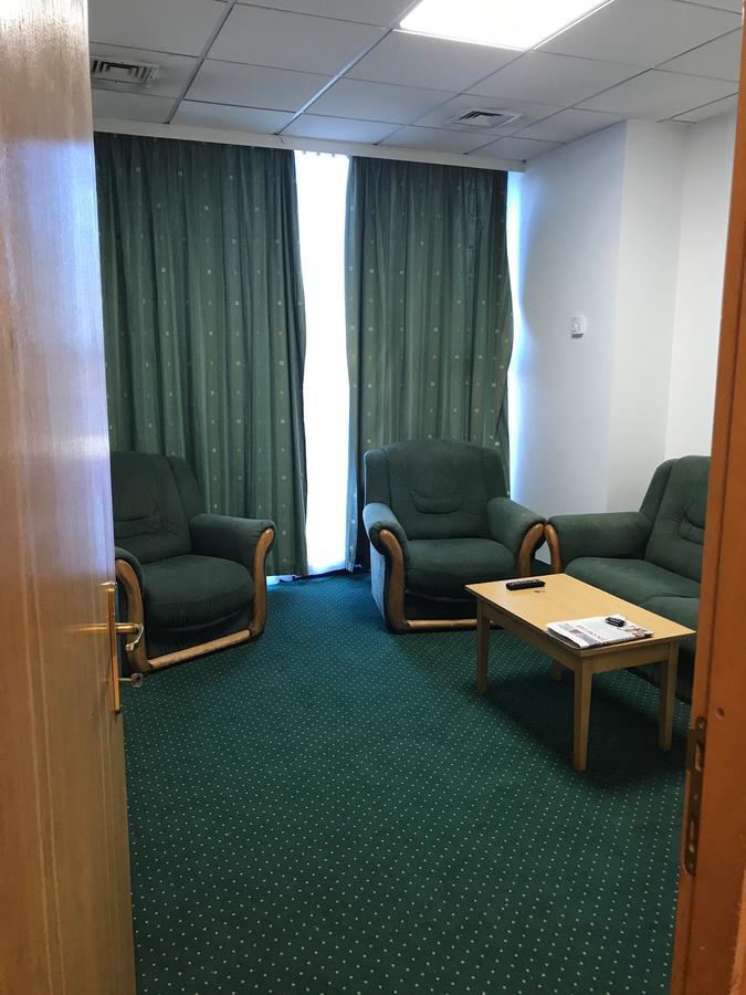 Apartament In Regim Hotelier บาเคา ภายนอก รูปภาพ