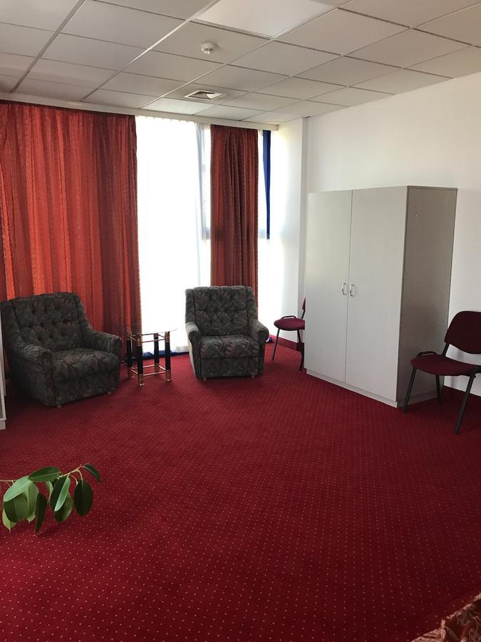 Apartament In Regim Hotelier บาเคา ภายนอก รูปภาพ