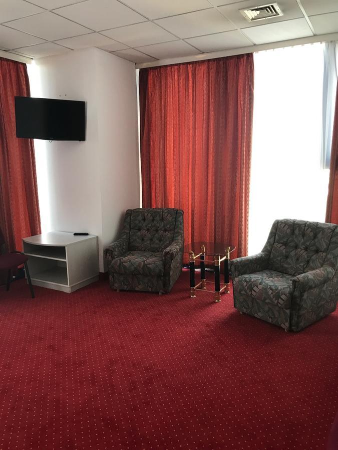Apartament In Regim Hotelier บาเคา ภายนอก รูปภาพ